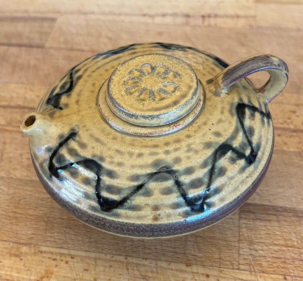 Vintage MCM Studio Art Pottery Aladdin Oil Lamp Kerosene Burner with Lid